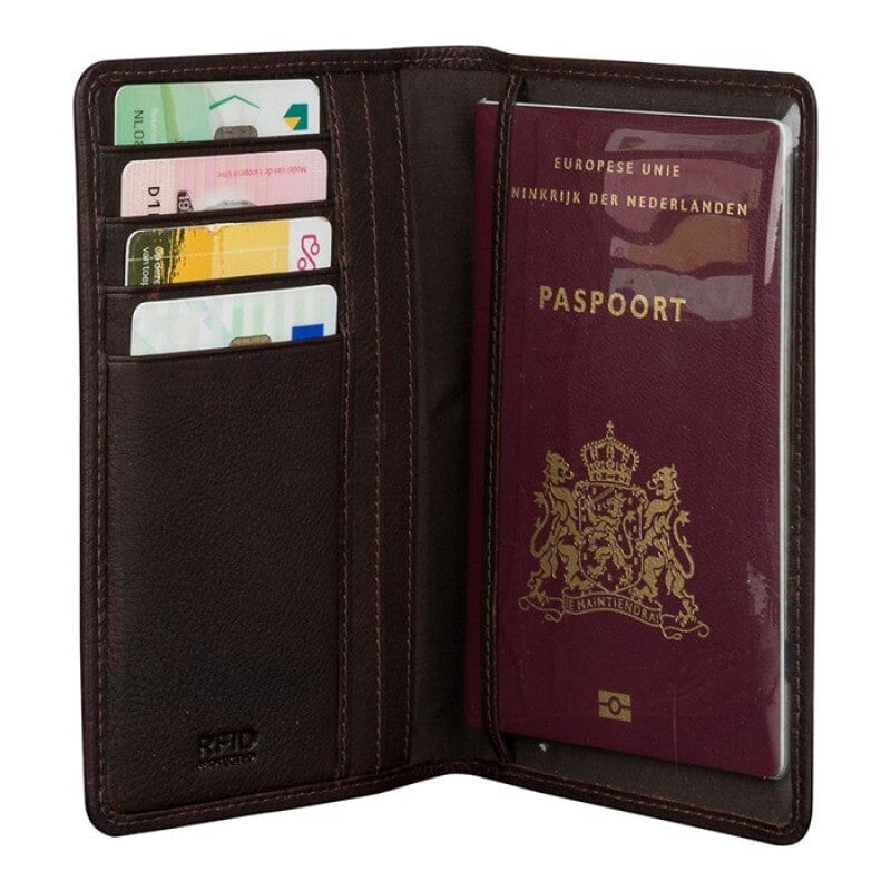 Burkely Antique Avery Passportcover Brown Burkely 