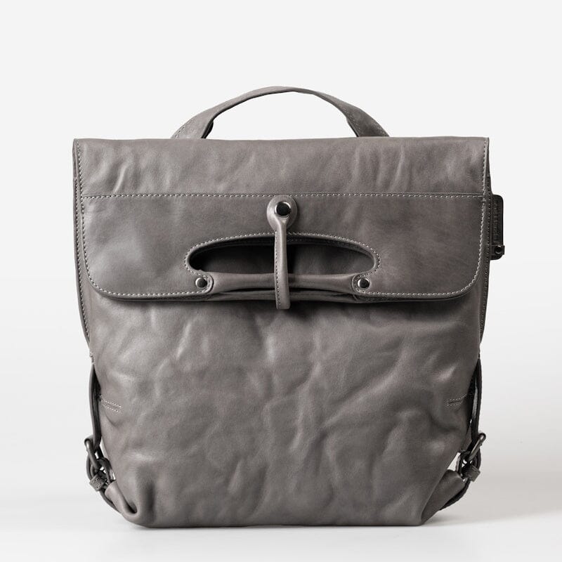Aunts & Uncles Grandma's Luxury Club Backpack / Shoulderbag Mrs. Mince Pie Oyster Grey Aunts & Uncles 