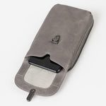 Aunts & Uncles Grandma's Luxury Club Mrs. Lemon Twist Telefoontasje Oyster Grey Aunts & Uncles 
