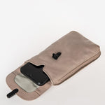 Aunts & Uncles Grandma's Luxury Club Mrs. Lemon Twist Telefoontasje Vintage Khaki Aunts & Uncles 
