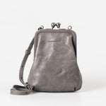 Aunts & Uncles Grandma's Luxury Club Mrs. Sugar Pop Telefoontas - Beugeltasje Oyster Grey Aunts & Uncles 