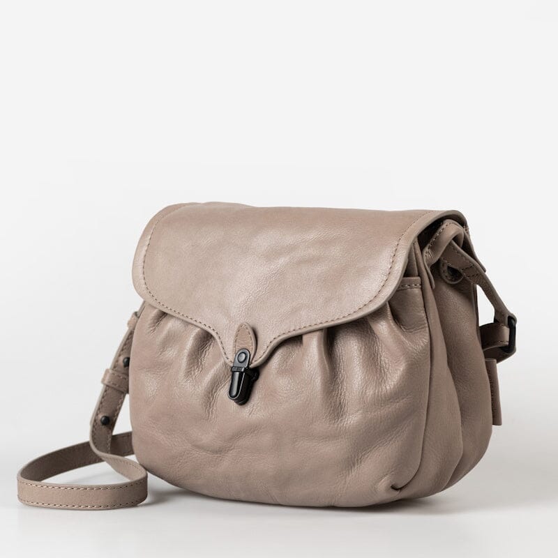 Aunts & Uncles Grandma's Luxury Club Mrs.Coconut Cake Shoulderbag Vintage Khaki Aunts & Uncles 