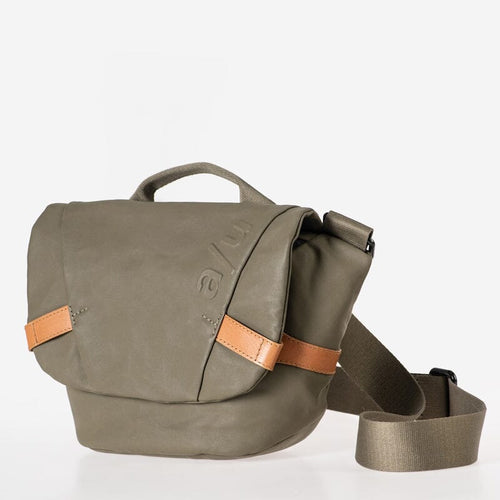 Aunts & Uncles Japan Kazo Crossbodytas Fallen Rock Aunts & Uncles 