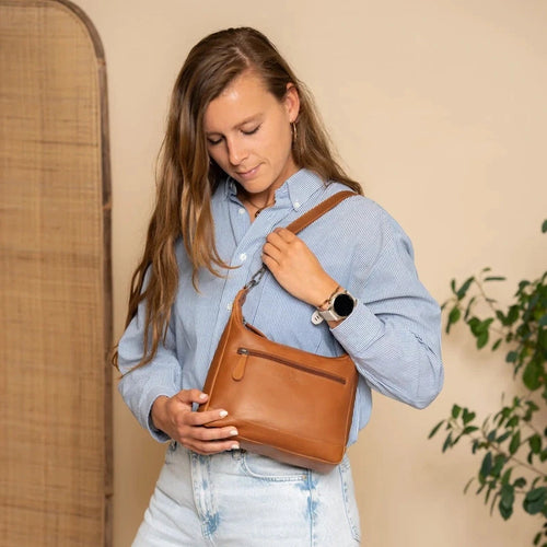 Chesterfield Brand Mirave Schoudertas Cognac Chesterfield Brand 