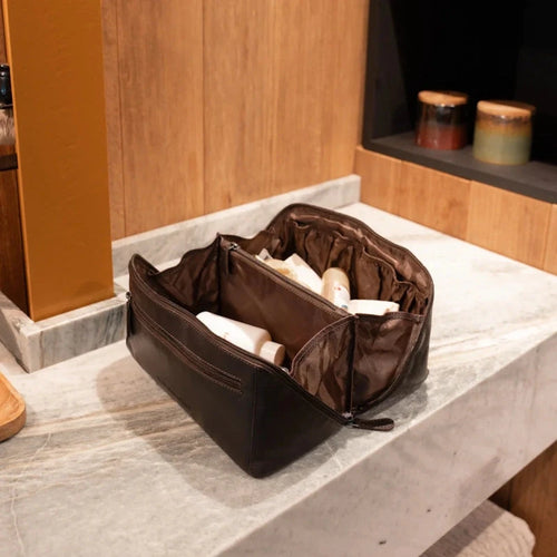 Chesterfield Brand Toilettas Elmia Brown Chesterfield Brand 