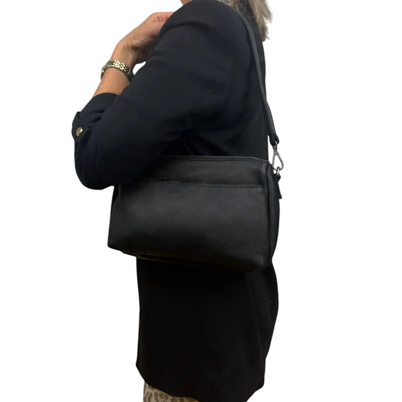 DSTRCT Preston Park Crossbody Bag Black Dstrct 