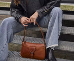 Spikes & Sparrow Bronco Ebonee Crossbodybag Donkerbruin Spikes & Sparrow 