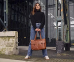 Spikes & Sparrow Bronco Fee Dames Laptoptas 15,6" Cognac Spikes & Sparrow 