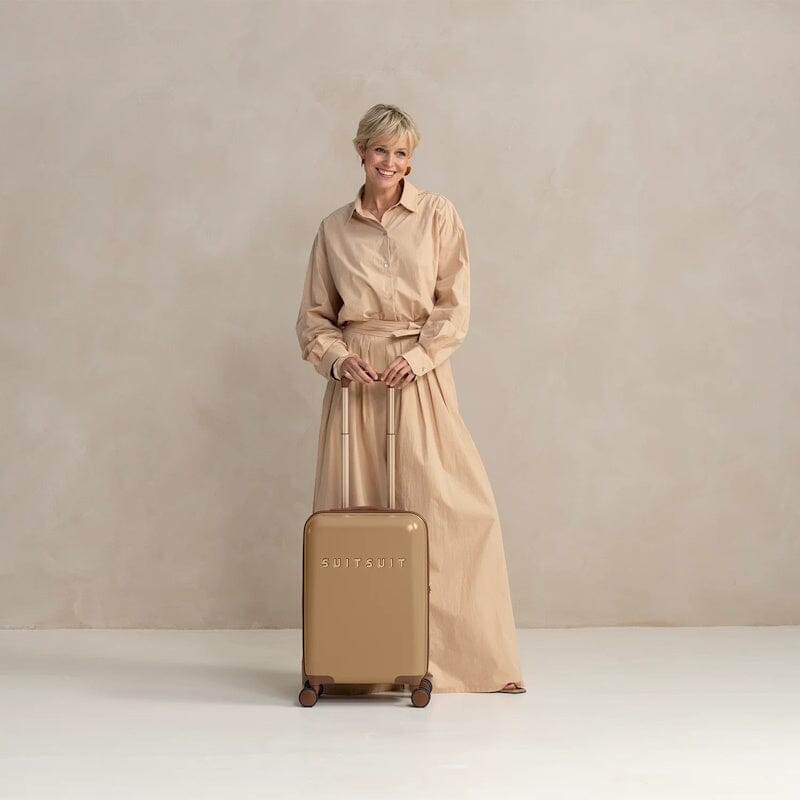 SUITSUIT Fab Seventies Handbagage Spinner 55 Cuban Sand SUITSUIT 