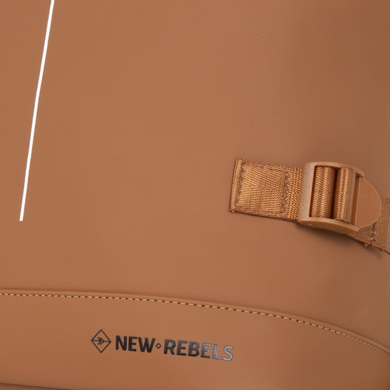 New Rebels Williams Waterproof Rolltop Rugzak Laptopvak 15,6'' Cognac New Rebels 